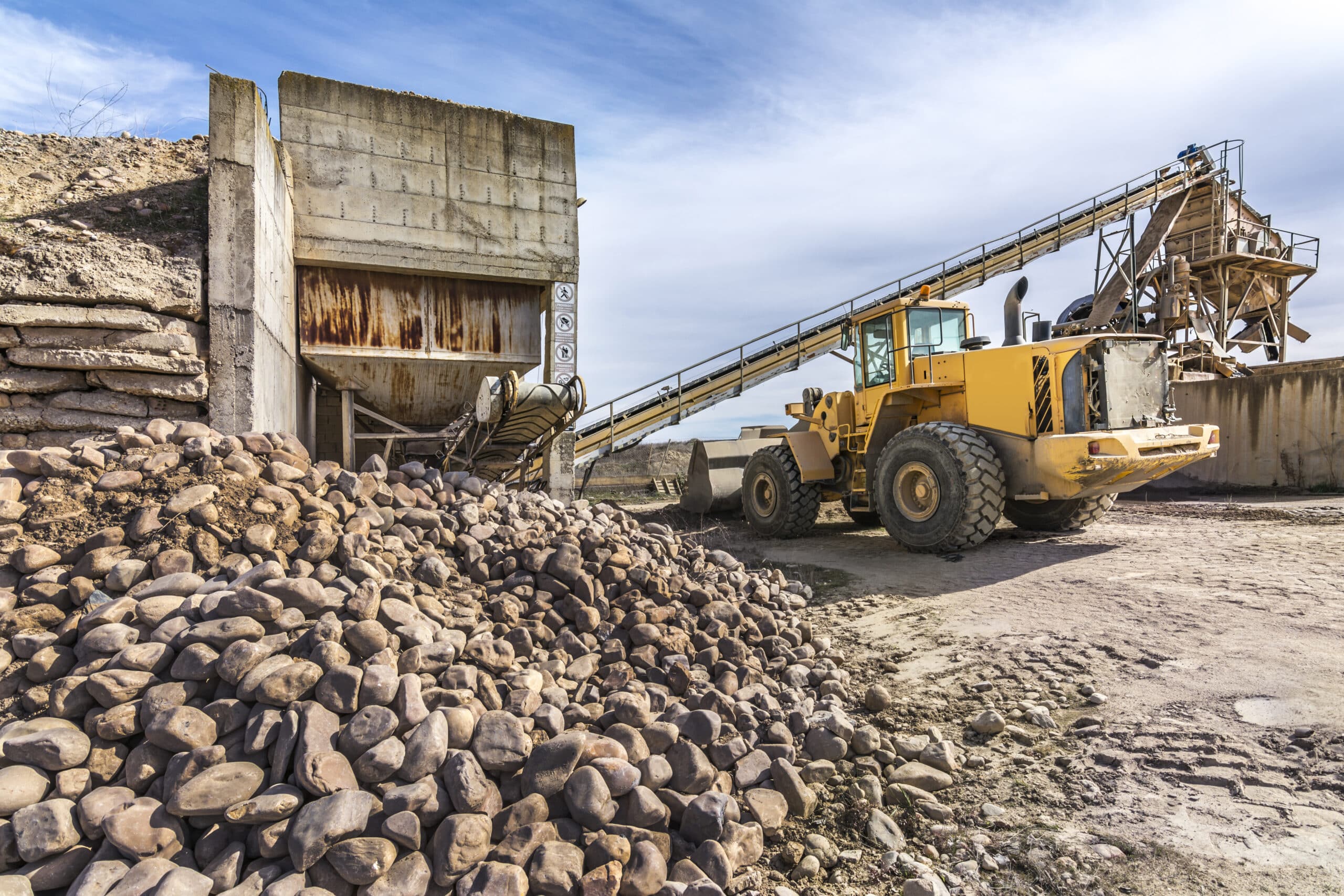 Quarry aggregate with heavy duty machinery